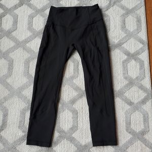 Like New Lululemon All The Right Places Black 6